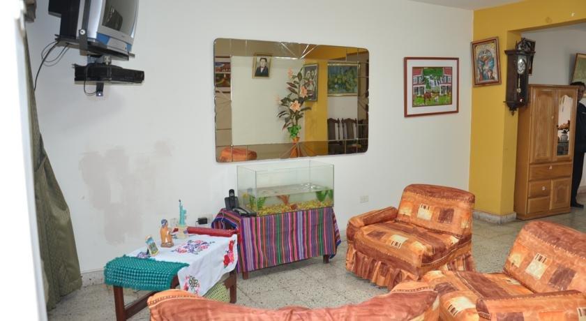 Hostal Las Fresas - Lima Airport