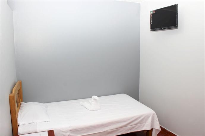 Hostal Las Fresas - Lima Airport