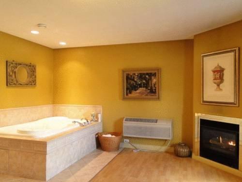 Auberge Wild Rose Inn