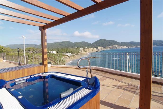 Invisa Hotel Club Cala Verde