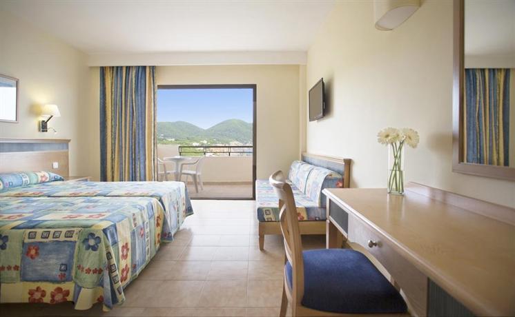 Invisa Hotel Club Cala Verde