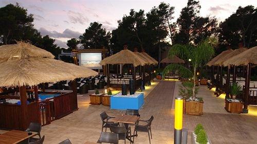 Invisa Hotel Club Cala Verde