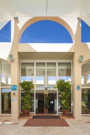 Invisa Hotel Club Cala Verde