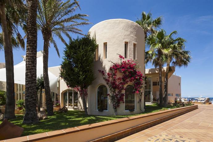 Invisa Hotel Club Cala Verde