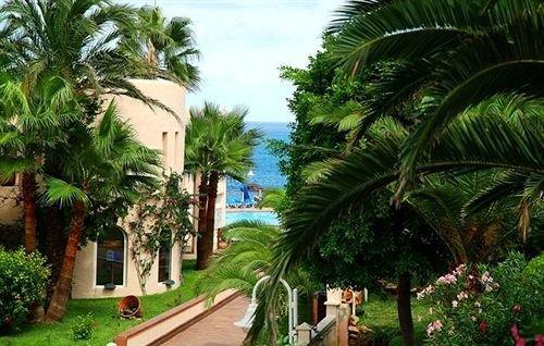 Invisa Hotel Club Cala Verde