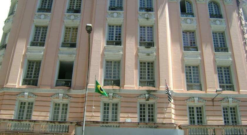 Reinales Plaza Hotel