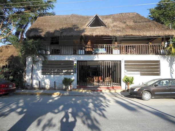 Luna Maya Tulum