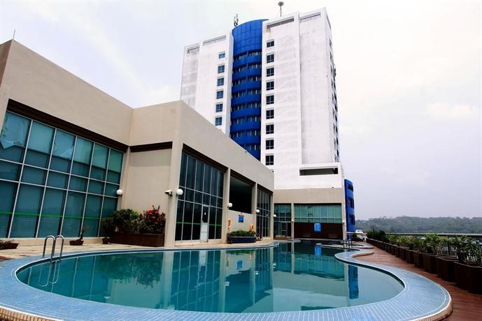 Mega Hotel