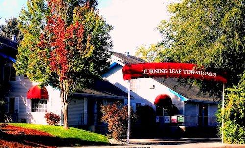 Turning Leaf Furnished Townhomes