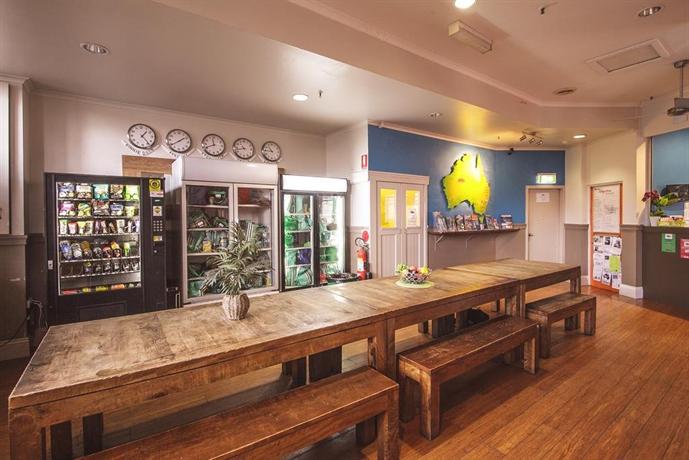 Mad Monkey Backpackers Bayswater