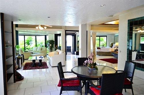 Patong Sunset Villa