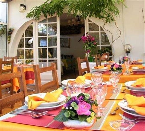 Logis Hotel Emeraude des Bois