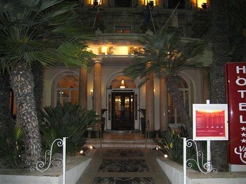 Hotel Le Royal Promenade des Anglais