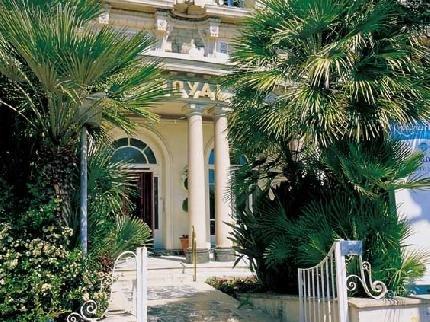 Hotel Le Royal Promenade des Anglais