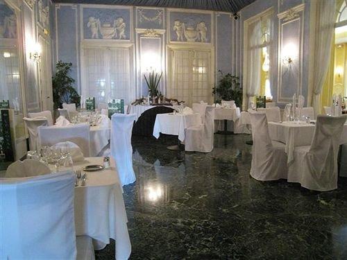 Hotel Le Royal Promenade des Anglais