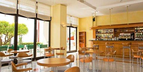 Hotel Le Royal Promenade des Anglais