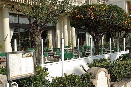 Hotel Le Royal Promenade des Anglais