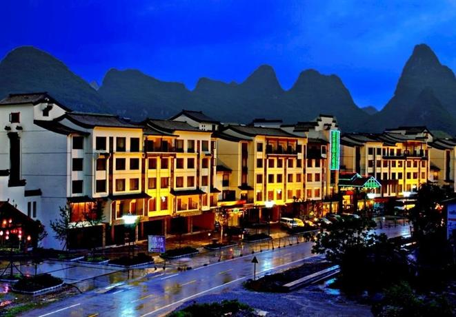 Jasper International Hotel