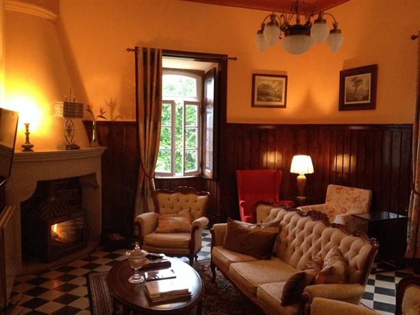 Chalet Relogio Guesthouse