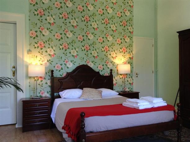 Chalet Relogio Guesthouse