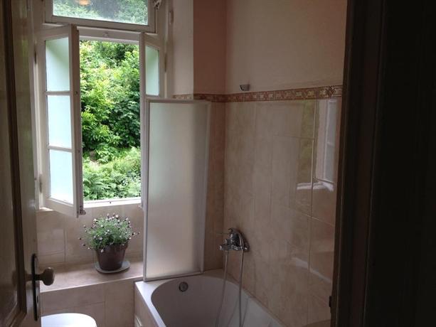 Chalet Relogio Guesthouse