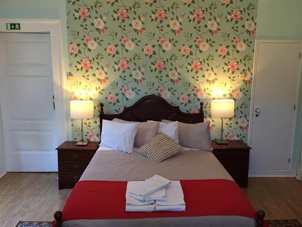 Chalet Relogio Guesthouse