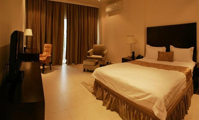 Mikhael's Hotel