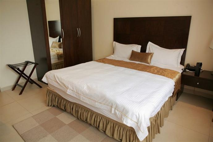 Mikhael's Hotel