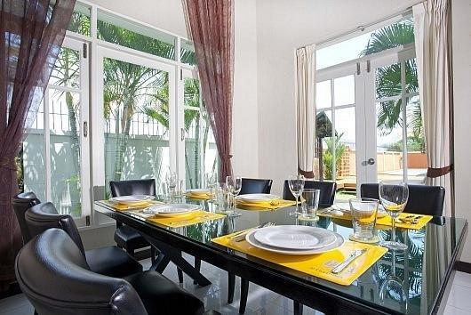Jomtien Seaboard Villa