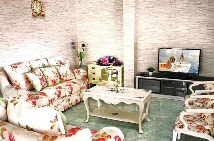 Camelia House