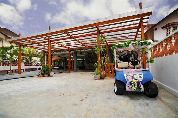 Camelia House