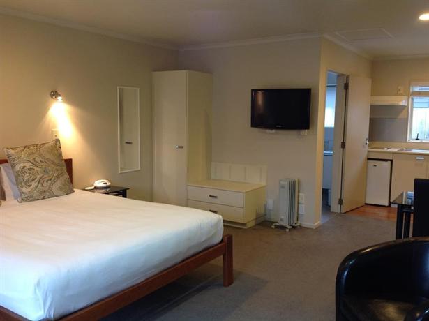 Pacific Coast Motor Lodge