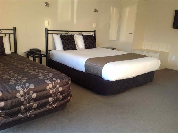 Pacific Coast Motor Lodge