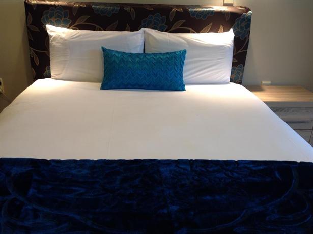 Pacific Coast Motor Lodge