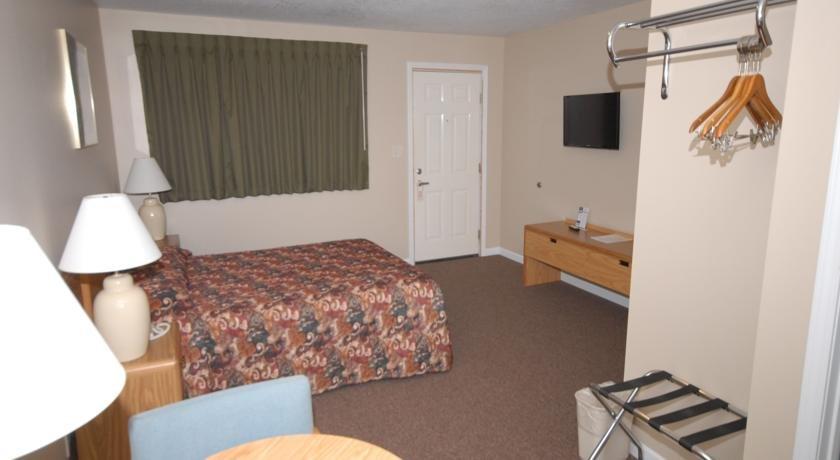 wayside motel saint ignace