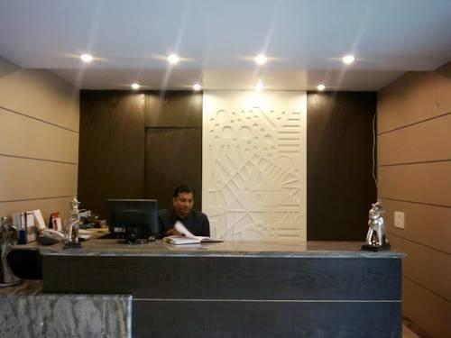 Hotel Empire Regency