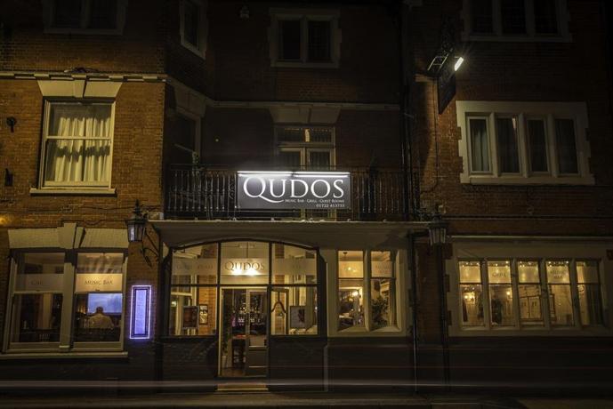 Qudos Hotel