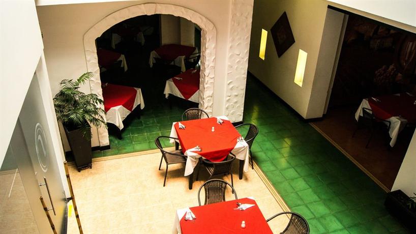 Hotel Puerta de San Antonio
