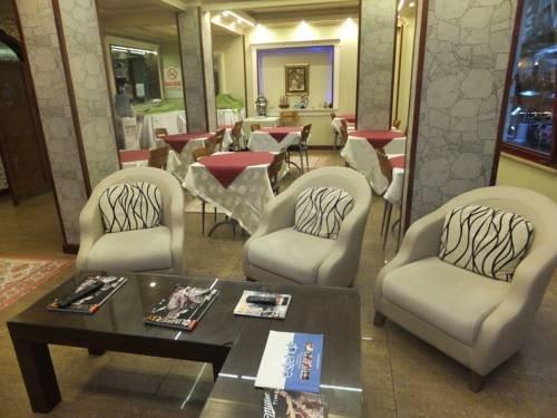 Hotel Pera Capitol