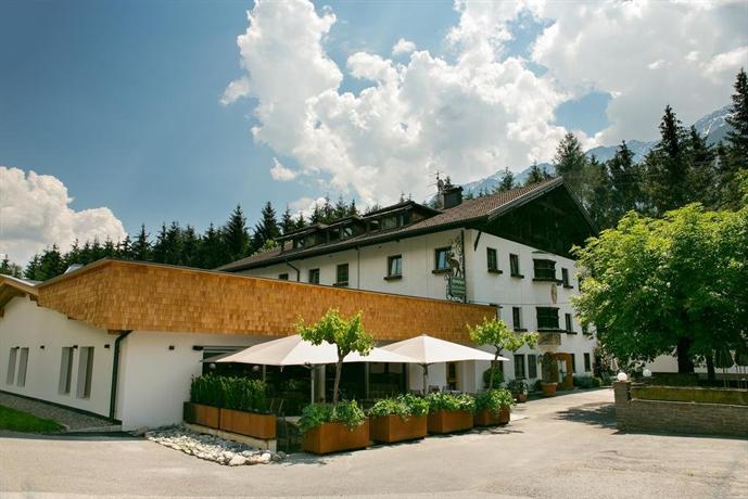 Hotel Gasthof Hirschen Stams Austria thumbnail
