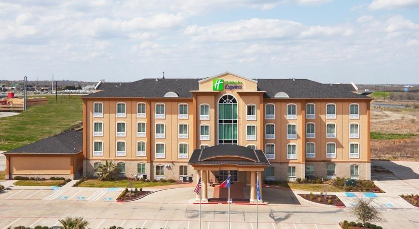 Holiday Inn Express Hotel and Suites Corsicana I-45