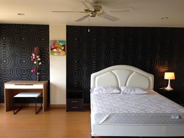 Palm Breeze Residence