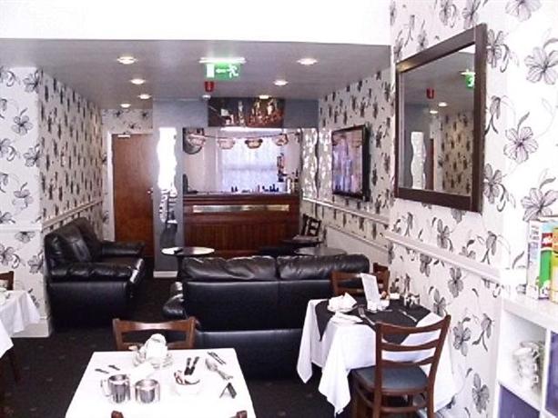 Four Seasons Guest House Blackpool
