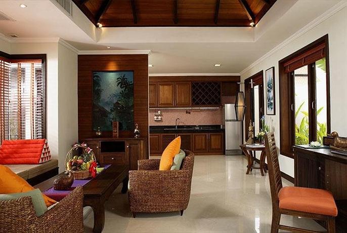Chalong Pool Villa