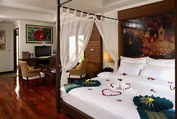 Chalong Pool Villa