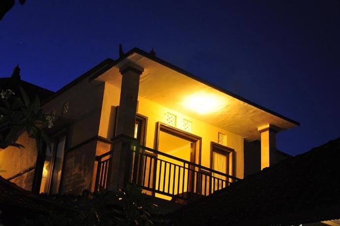 Astiti Guest House Salon and Spa