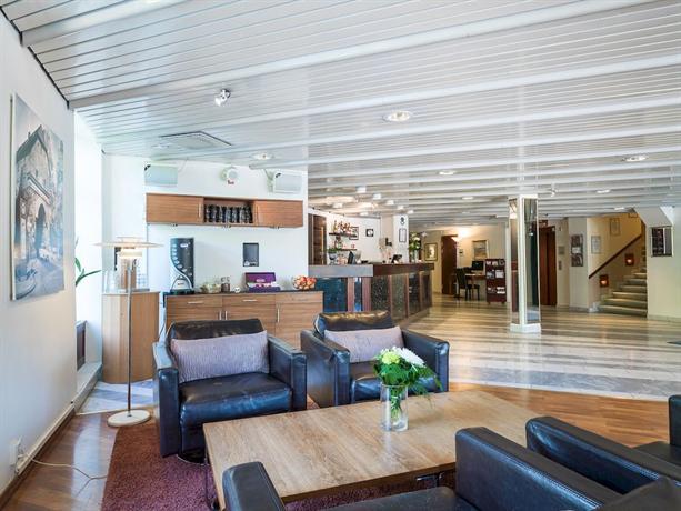 First Hotel Martenson
