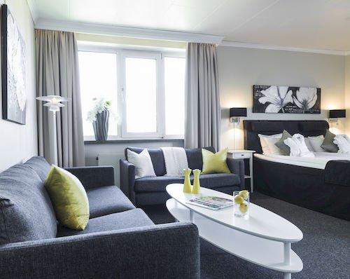 First Hotel Martenson