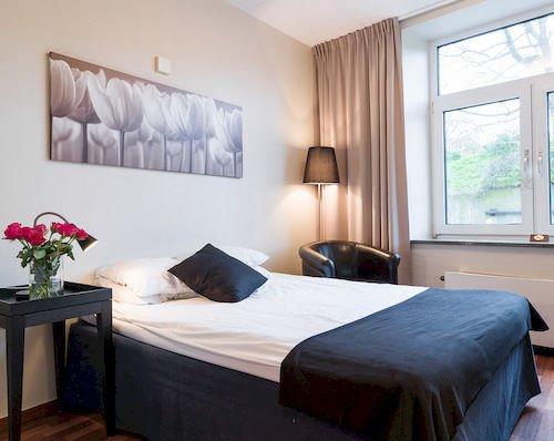 First Hotel Martenson