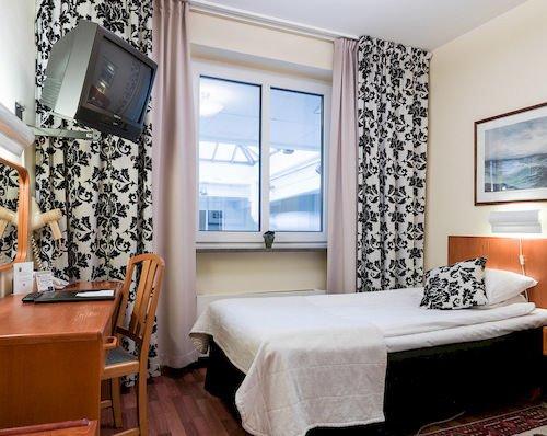 First Hotel Martenson